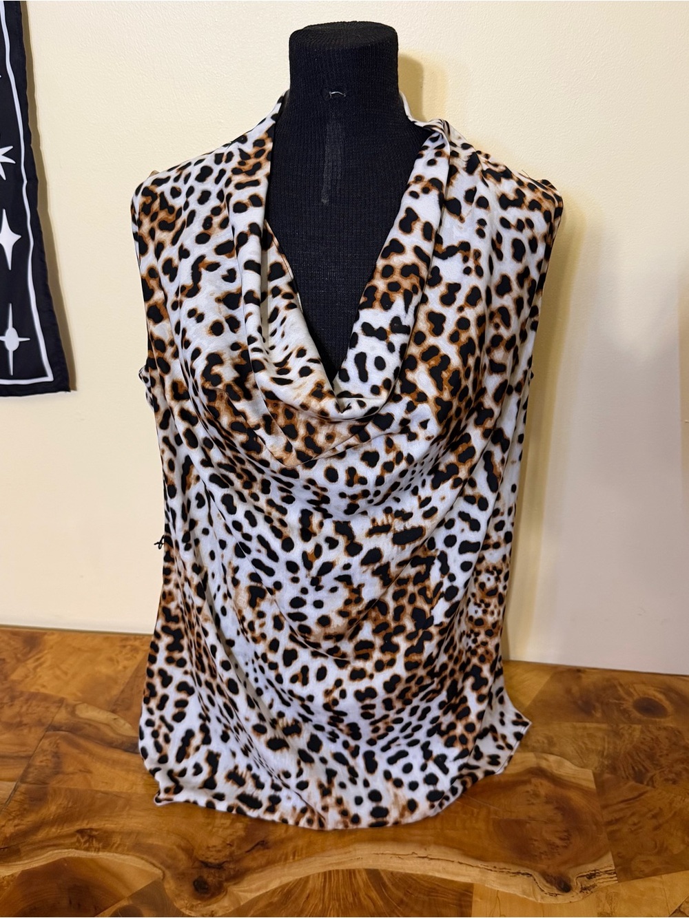 Leopard Print Cowl Neck Top L Keyhole Back Worthington
